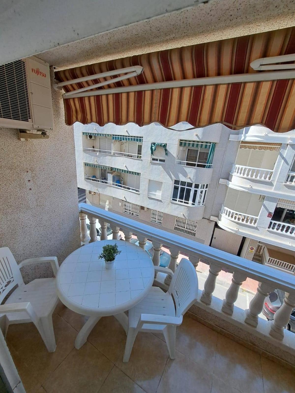 Apartament Torrevieja Playa Del Cura Zewnętrze zdjęcie
